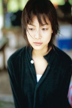 女大学生